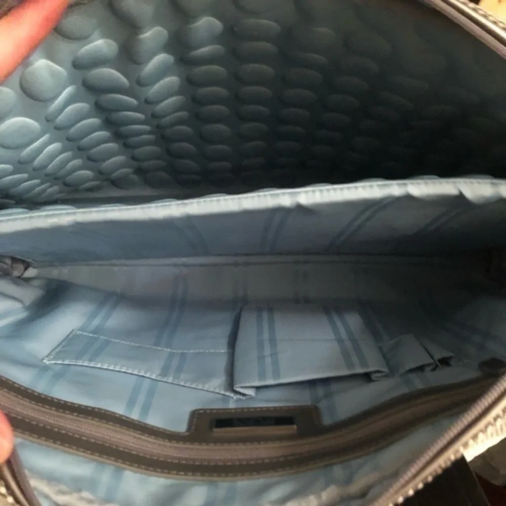 Tumi gray silver laptop briefcase business bag